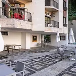 Apart-Hotel Com Piscina Em Copacabana | Pi 500/307
