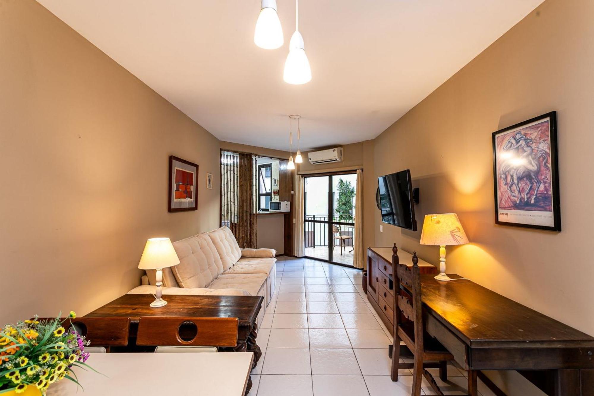 Apartamento Com Piscina Em Copacabana | Pi 500/307
