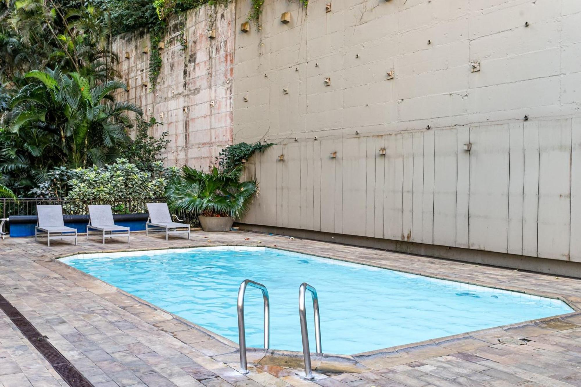 Apartamento Com Piscina Em Copacabana | Pi 500/307 *